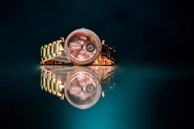 Jak zadbać o zegarek? Poznaj najważniejsze zasady pielęgnacji