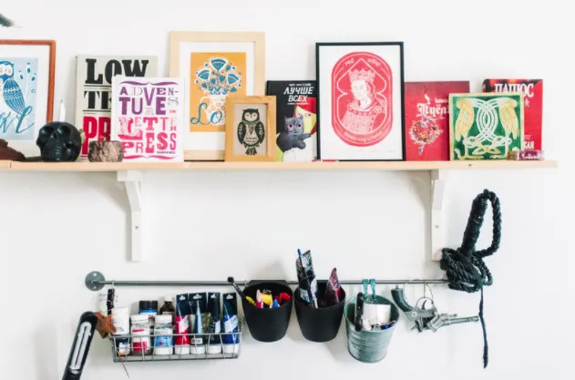 Jak zorganizować wnętrze regału?